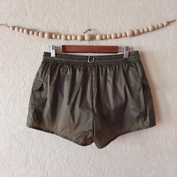 Offline by Aerie activewear shorts nylon green size mediume - Picture 3 of 9